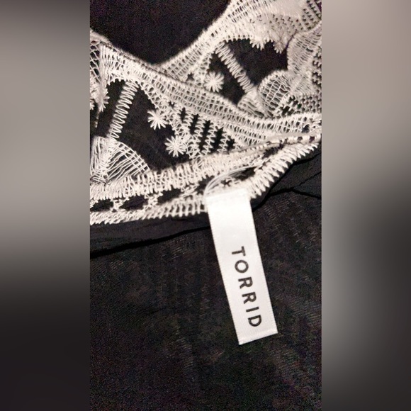 TORRID OVERTHROW - Picture 5 of 5